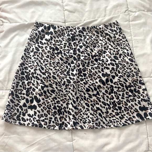 Princess Polly Yates Leopard Print Skirt - Picture 4 of 6